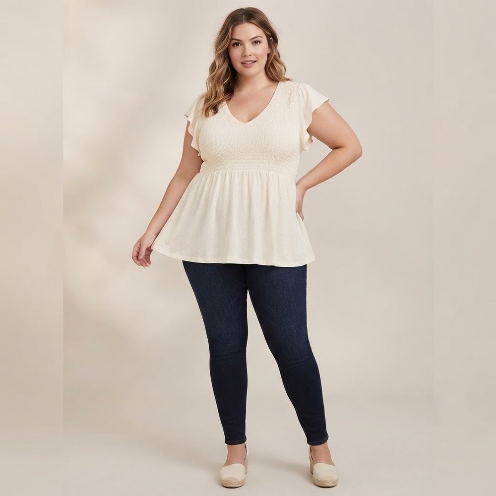 TORRID Plus Size 2X V-Neck Smocked Babydoll Top Cream Ivory Flutter Short Sleeve